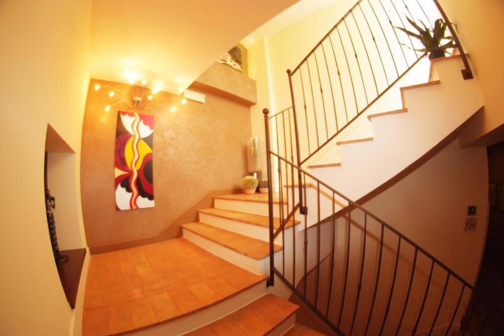 Oro Rosso Hotel Ristorante モンテファルコ エクステリア 写真